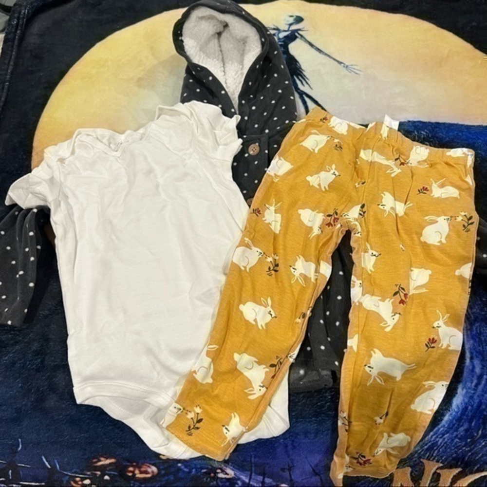 Carter’s 3 piece set